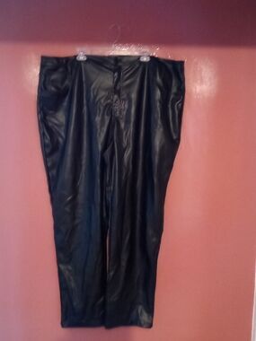 Women's Black Faux Leather Pants ( Bag E )